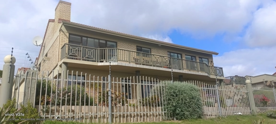 3 Bedroom Property for Sale in Seemeeu Park Western Cape